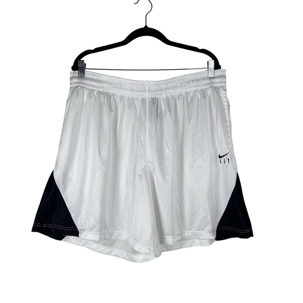 Nike Dri-FIT iSoFly Women's Basketball Shorts Size XXL DH7363 Loose Fit White‎